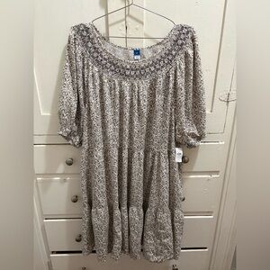 NWT Old Navy 2X White/Brown/Cream Ditsy Floral Dress with Embroidered Neckline